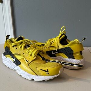 nike huarache bright citron